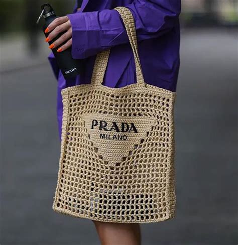 bolsa de crochê da prada|Bolsa De Ombro Em Crochê Natural .